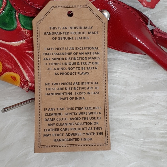 VIVID by Sukriti 100% Leather Red Damask Pattern Hand-Painted Bag - Picture 11 of 16